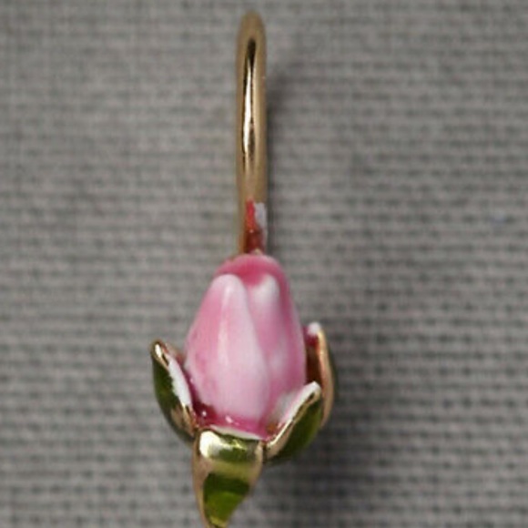 18k Yellow Gold Plated Pretty Flower Drop Earrings for Women A Pair/set - Picture 2 of 2